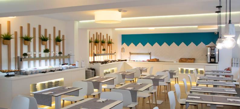 BLUESEA 阿雷纳尔塔(Bluesea Arenal Tower Adults Only)图片