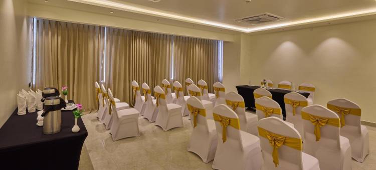 大陆大酒店迈索尔萨罗瓦尔波提科附属酒店(Grand Continent Mysore A Sarovar Portico Affiliate Hotel)图片