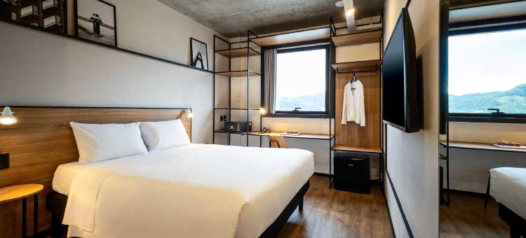 宜必思巴内阿里约坎博里乌酒店(ibis Balneario Camboriu)图片