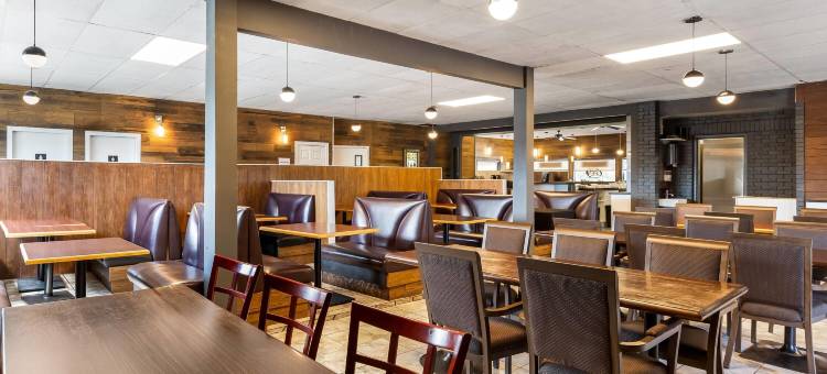 西尔万湖戴斯酒店(Days Inn by Wyndham Sylvan Lake)图片