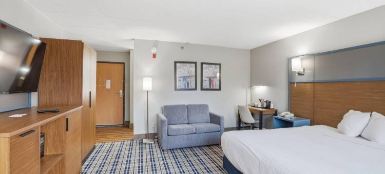 白熊湖圣保罗AmericInn酒店(AmericInn by Wyndham White Bear Lake St. Paul)图片