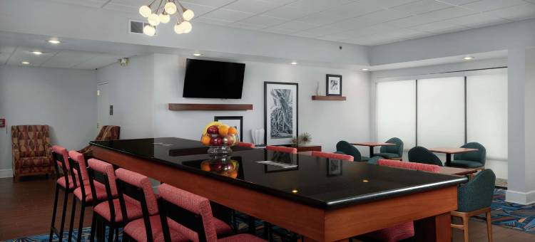 希尔顿欢朋酒店扬斯敦西 I-80(Hampton Inn Youngstown-West I-80)图片