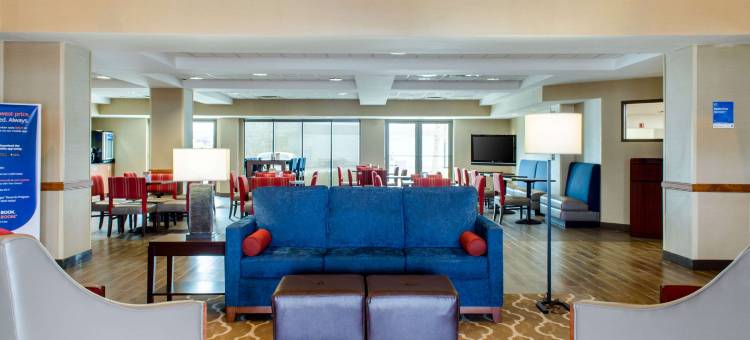 比洛西克-蒂贝维尔舒适套房酒店(Comfort Inn & Suites Biloxi-d'Iberville)图片