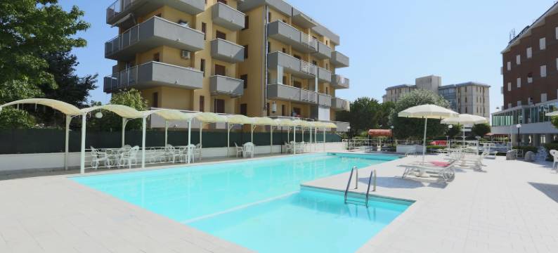 马里那海滩家庭酒店(Hotel Marina Beach - Azzurro Club)图片