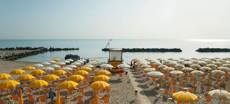 地中海艾斯俱乐部酒店(Hotel Mediterraneo)图片