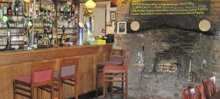 OYO 玫瑰与皇冠酒店(Rose & Crown Hotel)图片