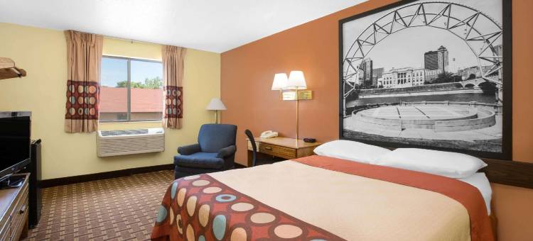 布恩速8酒店(Super 8 by Wyndham Boone)图片