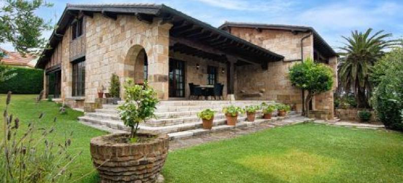 翡翠奢华别墅酒店(Luxury Villa Esmeralda)图片