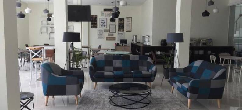 Wise Hotel Tomohon图片