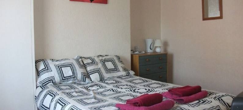 斯瓦楼三顿酒店(Three Tuns Hotel)图片