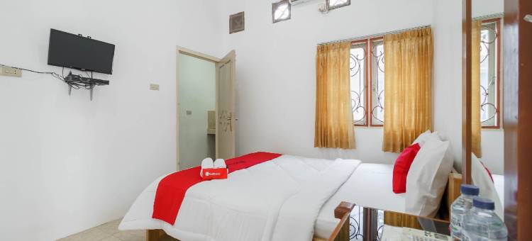 RedDoorz Syariah Near Watervang Lubuk Linggau 2图片