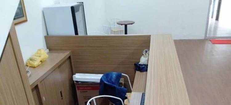 红多兹酒店-MMTC德利沙登综合大楼(RedDoorz @ Komplek Mmtc Deli Serdang)图片