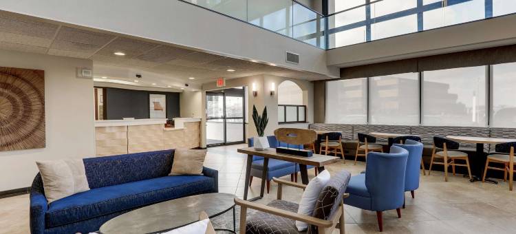圣路易斯圣彼得斯德鲁里套房酒店(Drury Inn & Suites St. Louis St. Peters)图片