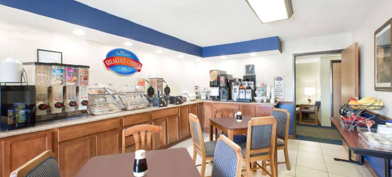 布恩呗盟套房酒店(Baymont by Wyndham Boone)图片