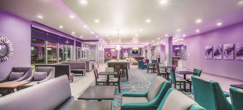 拉伯克南拉昆塔温德姆套房酒店(La Quinta Inn & Suites by Wyndham Lubbock South)图片