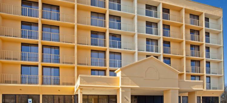 纳什维尔机场奥普里兰拉昆塔温德姆套房酒店(La Quinta Inn & Suites by Wyndham Nashville Airport/Opryland)图片