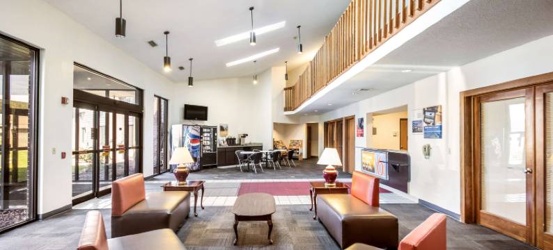 威斯康星萨库维里 6 号汽车旅馆(Motel 6 Saukville, WI)图片