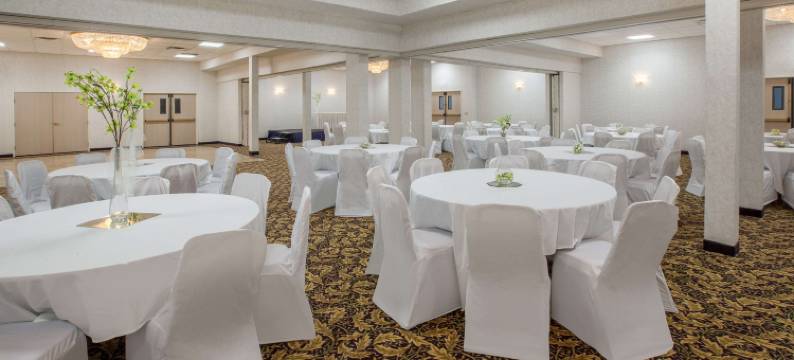 南黑文温德姆呗盟酒店(Baymont by Wyndham South Haven)图片