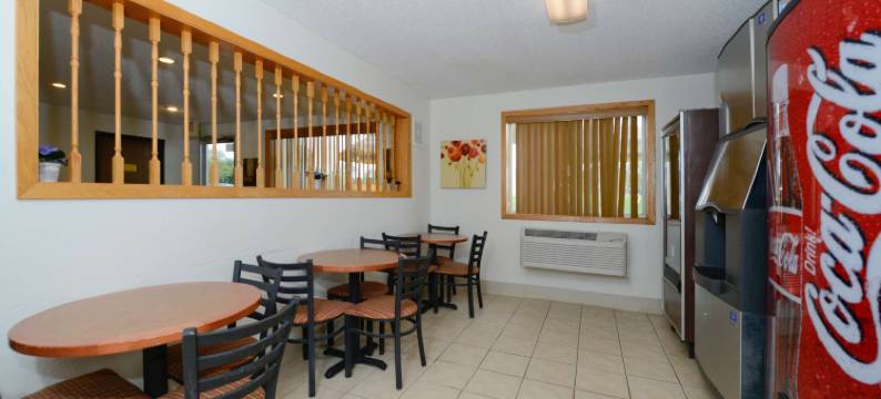 密歇根州夏洛特美洲最佳价值酒店(Americas Best Value Inn Charlotte)图片