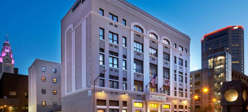 哥伦布市区万怡酒店(Courtyard Columbus Downtown)图片