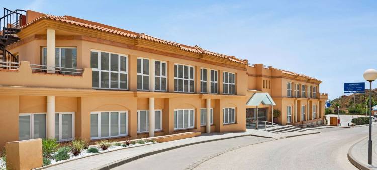 Ramada Hotel & Suites by Wyndham Costa del Sol Fuengirola图片