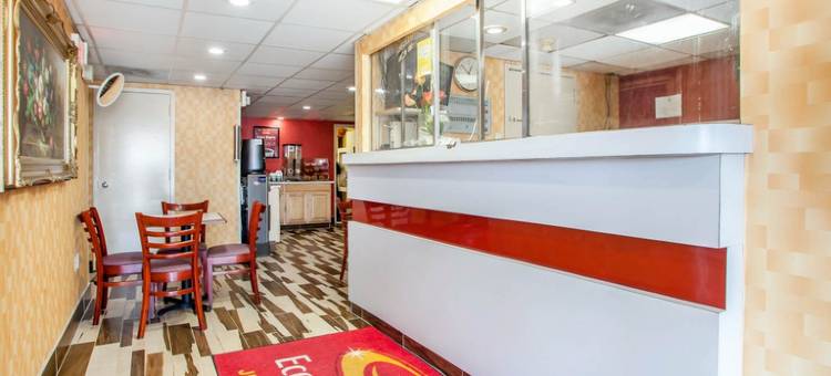 泽西市温德姆戴斯酒店(Days Inn by Wyndham Jersey City / NYC Area)图片