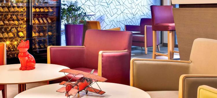 宜必思尚品克莱蒙费朗勒布雷泽特机场酒店(Ibis Styles Clermont-Ferrand le Brézet Aéroport)图片