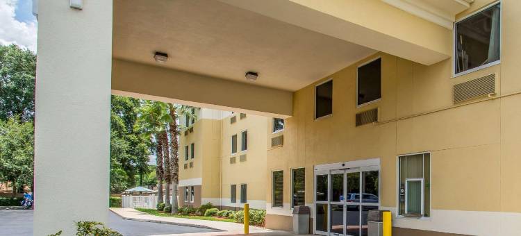 舒适套房酒店-近迪兰大学(Comfort Inn & Suites DeLand - Near University)图片