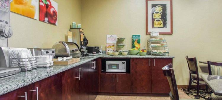 马什菲尔德AmericInn酒店(AmericInn by Wyndham Marshfield)图片