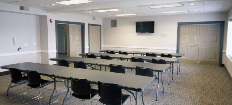 康瑟尔布拉夫斯丽怡酒店(Country Inn & Suites by Radisson, Council Bluffs, IA)图片