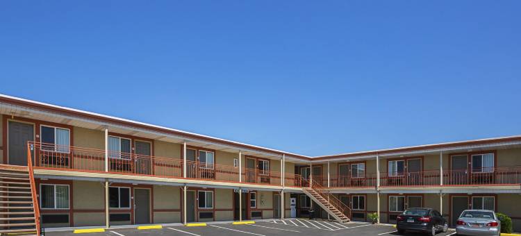 伊康旅馆-哈里肯市锡安国家公园区(Econo Lodge Hurricane Zion Park Area)图片