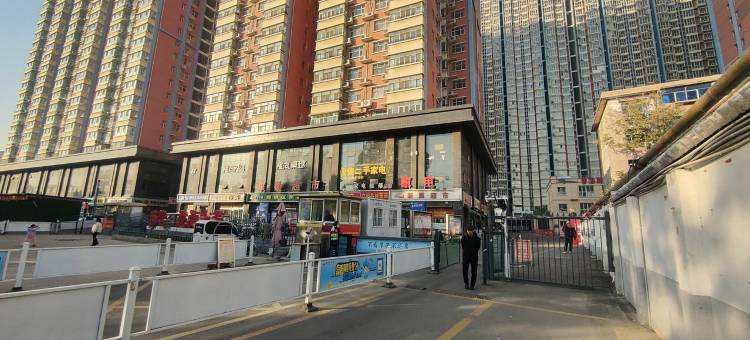 栖遇瑧选民宿(龙泉东路分店)图片