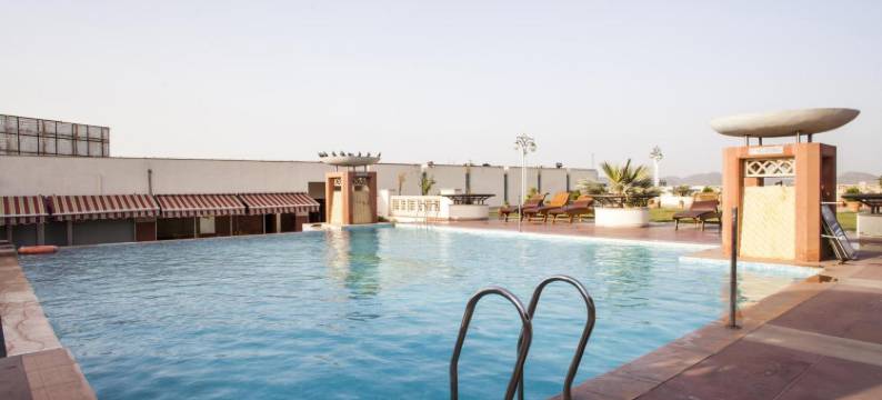 克拉里翁贝拉卡萨机场酒店(Clarion Bella Casa at Airport)图片