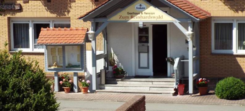 到Reinhartswald的旅馆酒店(Hotel Garni Zum Reinhardswald)图片