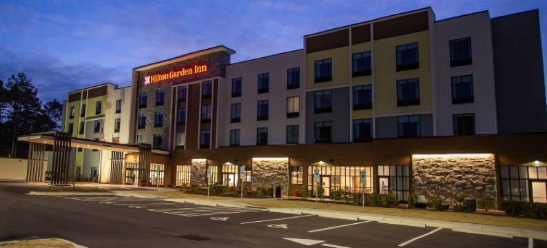 NC州南松湖希尔顿花园酒店(Hilton Garden Inn Southern Pines / Pinehurst)图片