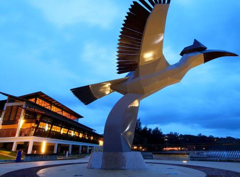 Jk_DesignersHome_8Pax_200Mbps_3BedR_2BathR_2CarP Hotel Overview