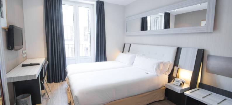 阿雷纳尔小宫殿(Petit Palace Arenal)图片