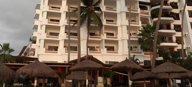 啡巴亚以塔港海滨套房酒店(Emperador Vallarta Beachfront Hotel and Suites)图片