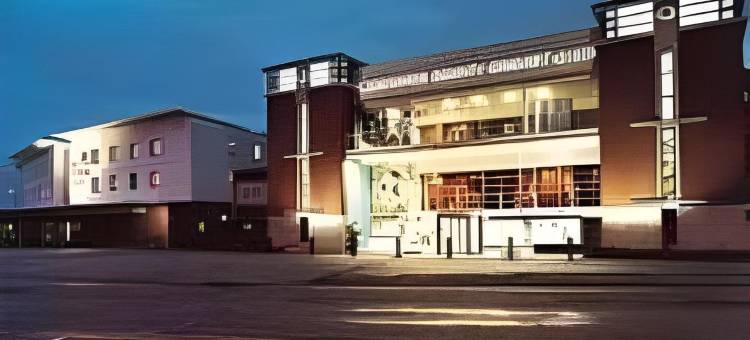 曼彻斯特老特拉福德希尔顿花园酒店(Hilton Garden Inn at Emirates Old Trafford Manchester)图片