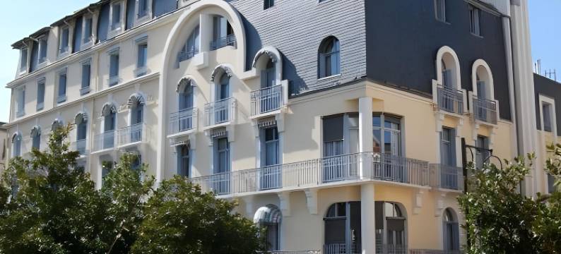 格里尼昂英式酒店(Brit Hotel de Grignan Vichy)图片