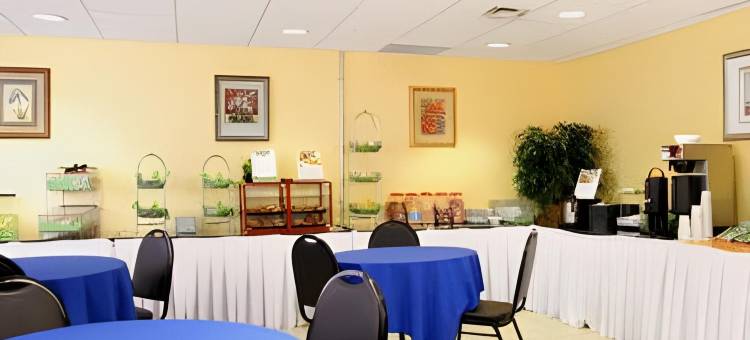 公寓及会议中心酒店 - 布兰普顿(Residence & Conference Centre - Brampton)图片