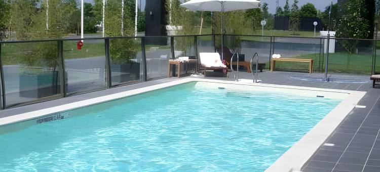 巴黎苏德森特号角套房酒店(Residhome Suites Paris Sénart)图片
