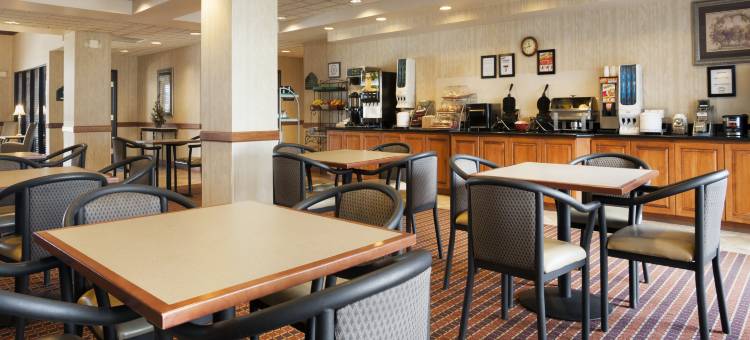 Wingate by Wyndham Louisville East图片