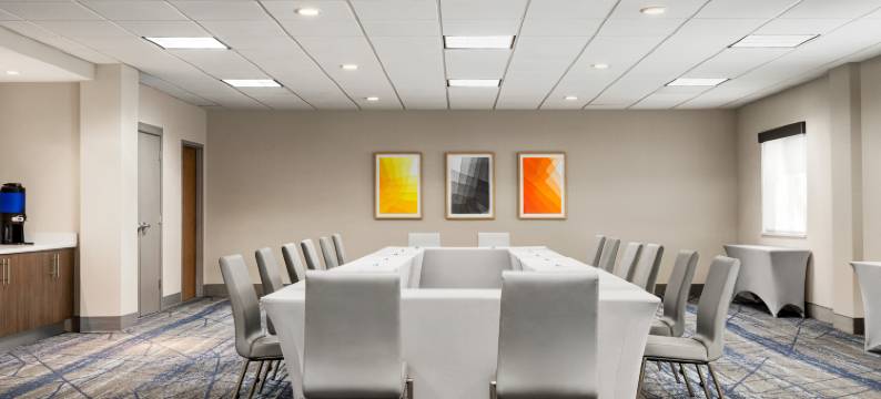 智选假日套房酒店伯明翰 - 艾恩代尔(东)(Holiday Inn Express & Suites BIRMINGHAM-IRONDALE (EAST) by IHG)图片