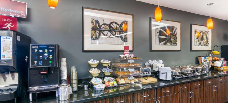 奥拉西贝斯特韦斯特优质套房酒店(Best Western Plus Olathe Hotel)图片