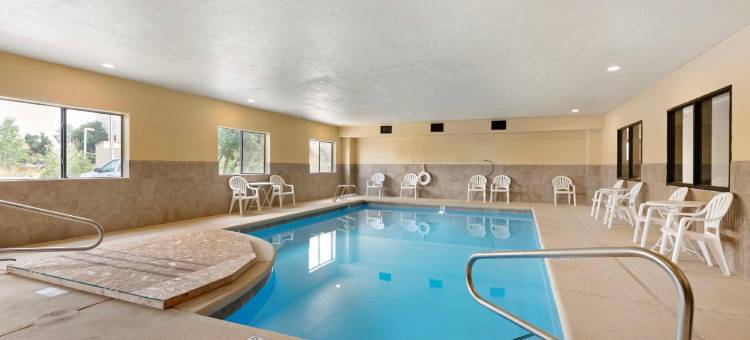 鹰岭贝斯特韦斯特优质套房酒店(Best Western Plus Eagleridge Inn  Suites)图片