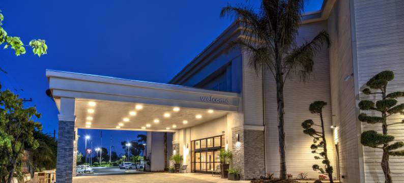 瓦列霍希尔顿欢朋酒店(Hampton Inn Vallejo)图片