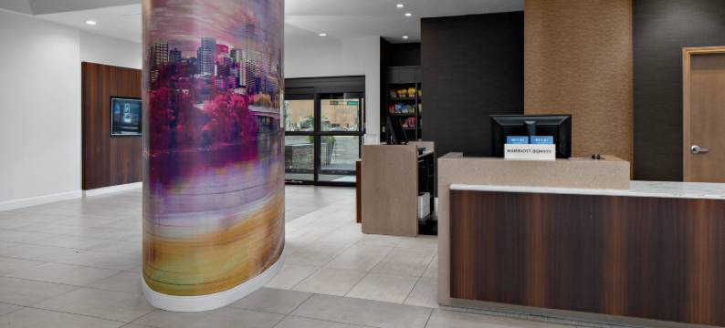 埃德蒙顿市中心万豪万怡酒店(Courtyard Edmonton Downtown)图片