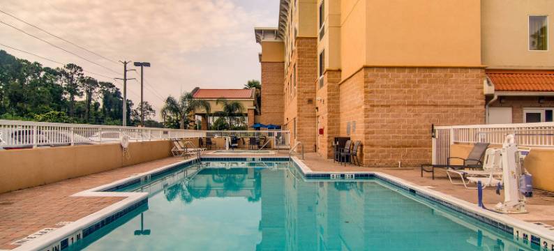 棕榈海岸I-95万枫酒店及套房(Fairfield Inn & Suites Palm Coast I-95)图片