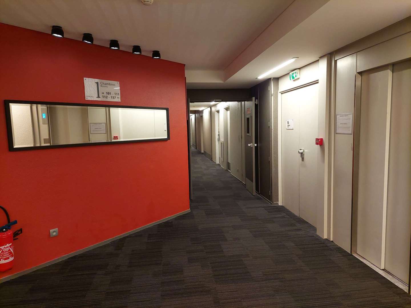 Kyriad Orly AÉROPORT - Athis Mons Over view